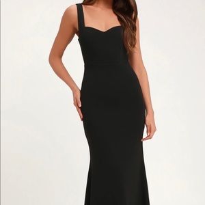 Lulus Sweetheart Neck Gown